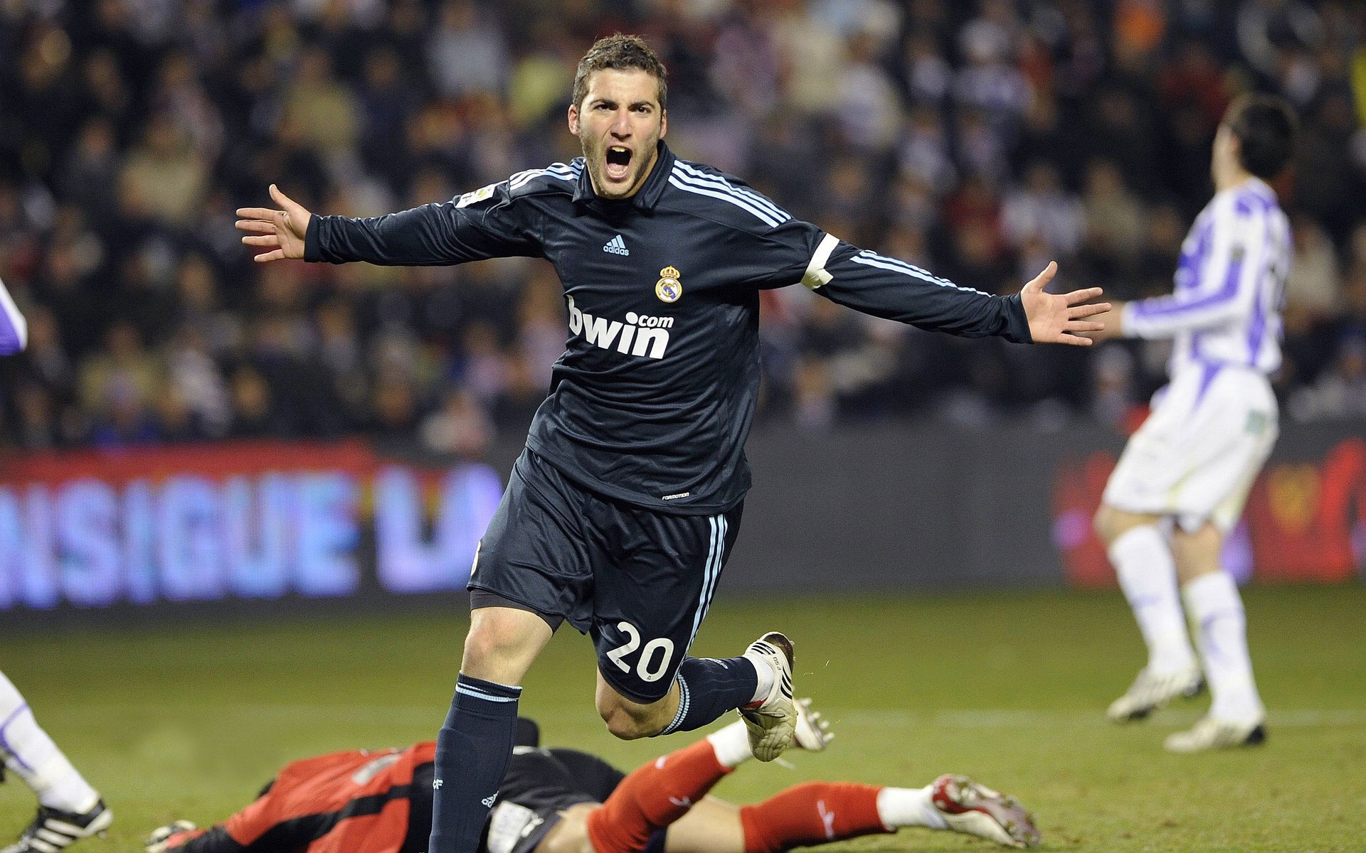 九游app官网下载-外援政策调整频繁，外援政策调整频繁的原因